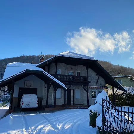 Pod Szyndzielnia Homestay