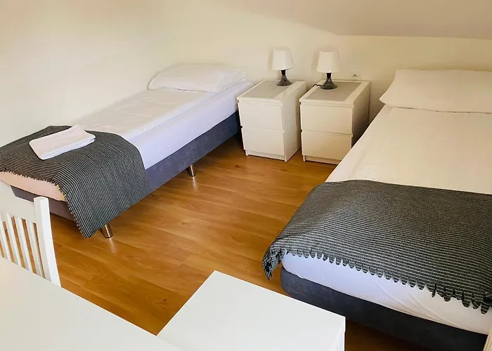 Pod Szyndzielnia בית אירוח ביילסקו-ביאלה