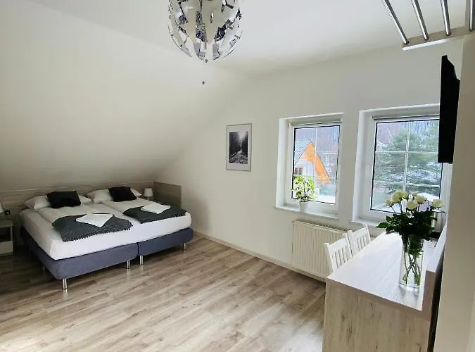 Pod Szyndzielnia בית אירוח ביילסקו-ביאלה