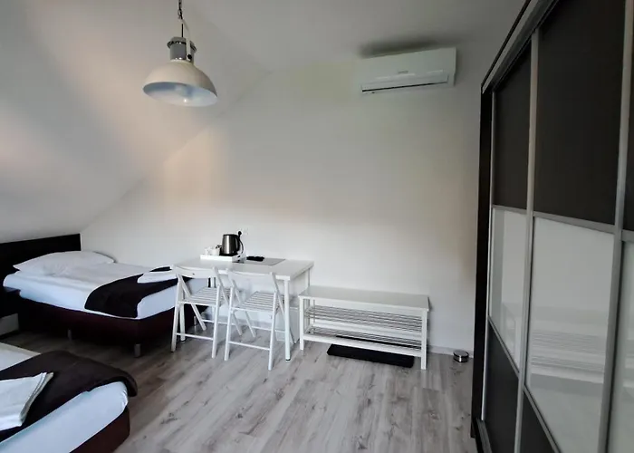 Pod Szyndzielnia * 别尔斯克-比亚拉